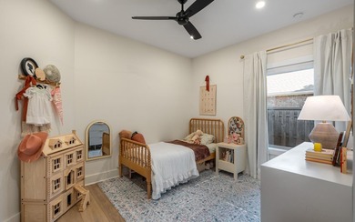 Masterfully Reimagined Luxury in Hammock Bay - Experience the - photo 15