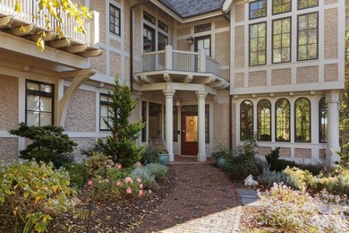 Welcome to 8 Fairway Place, where timeless architecture - photo 18