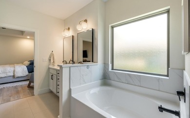 Masterfully Reimagined Luxury in Hammock Bay - Experience the - photo 26