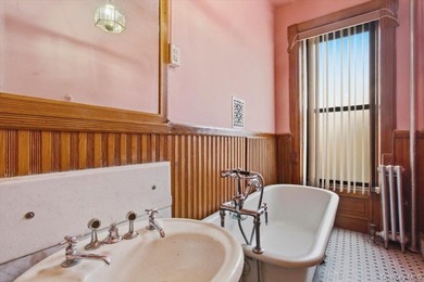 This meticulously maintained residence offers a spacious - photo 28