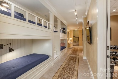 Welcome to 8 Fairway Place, where timeless architecture - photo 33