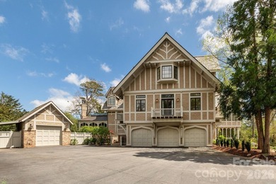 Welcome to 8 Fairway Place, where timeless architecture - photo 37