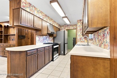 Step into a home where timeless character meets everyday comfort - photo 10