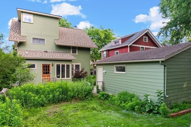 This beautifully updated 4-bedroom, 2.5-bath home blends - photo 41