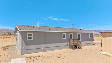 NEW, modern 3-bedroom, 2-bathroom home and a pole barn on a - photo 44