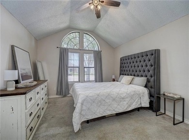 New Price !Welcome home, where you will fall in love with this - photo 9