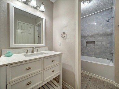 New Price !Welcome home, where you will fall in love with this - photo 10