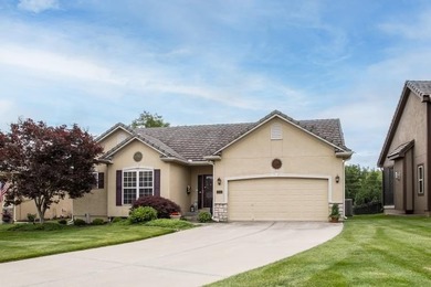 Lakewood Lakes Home For Sale in Lees Summit Missouri