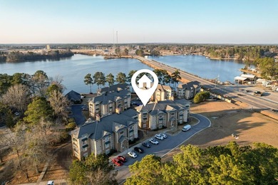Lake Sinclair Condo For Sale in Milledgeville Georgia