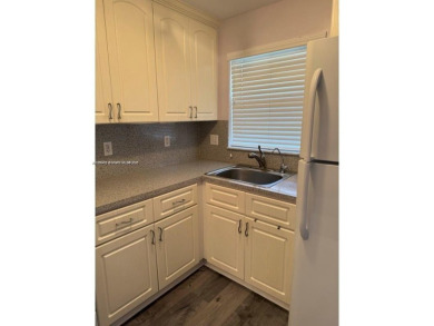 Lake Condo For Sale in Sunrise, Florida