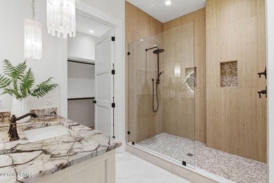 Looking for timeless luxury in a quiet, serene neighborhood that - photo 24