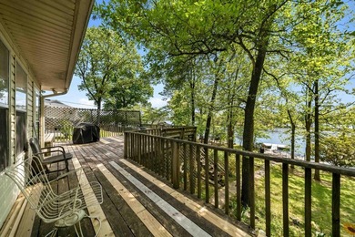 This Lake Hamilton home is located in a Quiet Cove right off the - photo 24