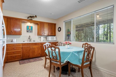 This Lake Hamilton home is located in a Quiet Cove right off the - photo 31