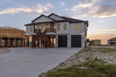 Welcome to your Waterfront coastal dream home on half acre lot - photo 2