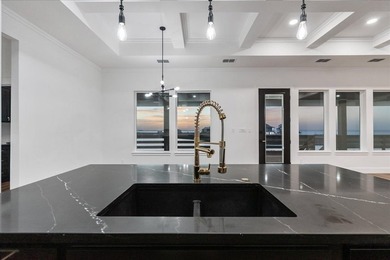 Welcome to your Waterfront coastal dream home on half acre lot - photo 5