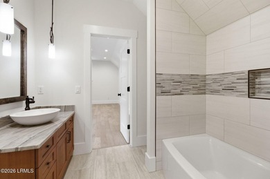 Looking for timeless luxury in a quiet, serene neighborhood that - photo 38