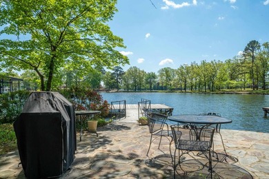 This Lake Hamilton home is located in a Quiet Cove right off the - photo 38