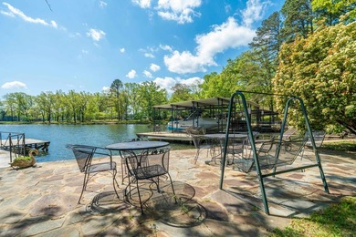 This Lake Hamilton home is located in a Quiet Cove right off the - photo 39