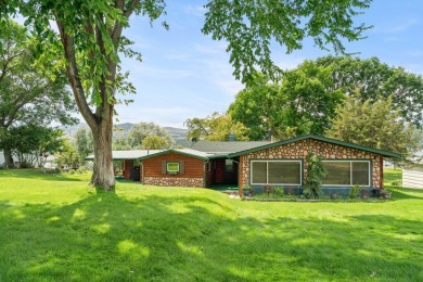 Lake Home ActiveUnderContr in Helena, Montana