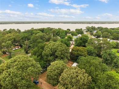 Escape the city and enjoy peaceful living near beautiful Cedar - photo 1