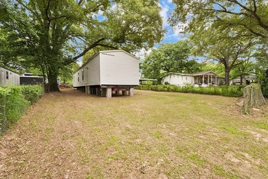 Escape the city and enjoy peaceful living near beautiful Cedar - photo 5