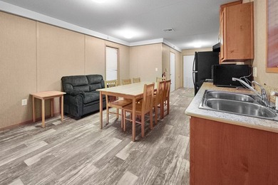 Escape the city and enjoy peaceful living near beautiful Cedar - photo 6