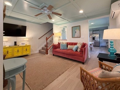 Instant opportunity as turn-key beach house and/or vacation - photo 15