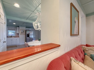 Instant opportunity as turn-key beach house and/or vacation - photo 18