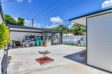 Excellent home located in one of the most desirable area of - photo 6