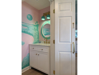 Instant opportunity as turn-key beach house and/or vacation - photo 39