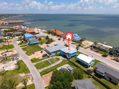 Custom built post Harvey. This 3/2 island home includes an - photo 4
