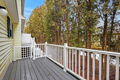 Welcome to easy, low-maintenance living in the heart of - photo 12