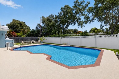 Great opportunity to own a pool home in the highly desirable - photo 12