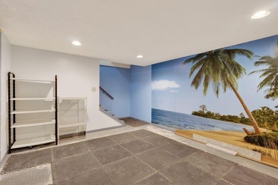 Welcome to easy, low-maintenance living in the heart of - photo 23