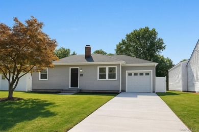 Welcome to this beautiful completely renovated 3-bedroom home - photo 1