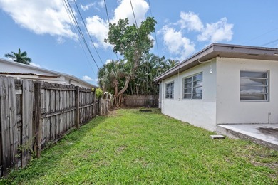 This 3-bedroom, 2-bath home offers the charm of classic design - photo 33