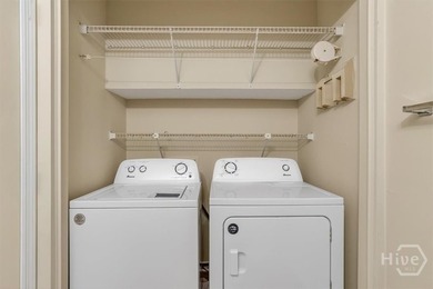 ASSUMABLE 3.25% LOAN - $131K BALANCE! Low maintenance affordable - photo 8
