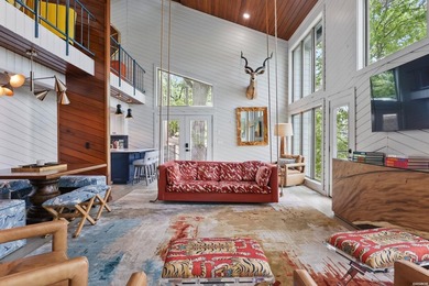 Set along the shores of Lake Greeson, this exceptional lakefront - photo 4