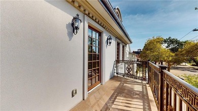 Best neighborhood! Luxury 3 story Mansion-Like house, among very - photo 11