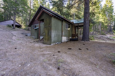 The Four Corners Ranch offers 897.32 acres of productive - photo 12