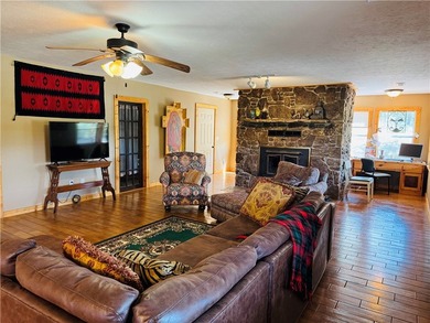 Bring your family and business plan-Centerpoint Lodge offers - photo 13