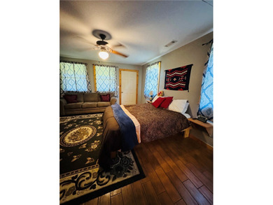 Bring your family and business plan-Centerpoint Lodge offers - photo 15