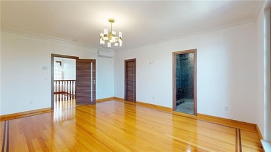 Best neighborhood! Luxury 3 story Mansion-Like house, among very - photo 22