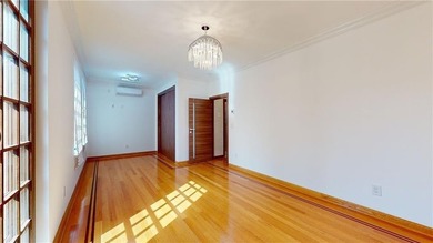 Best neighborhood! Luxury 3 story Mansion-Like house, among very - photo 25