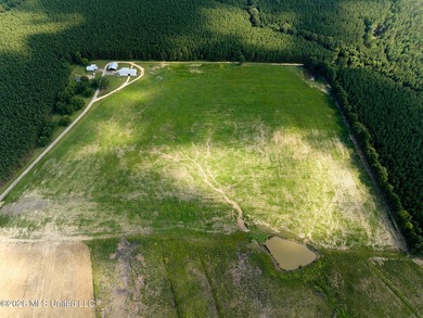 If you've been looking for a turnkey hunting, farming, or - photo 7