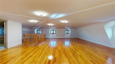 Best neighborhood! Luxury 3 story Mansion-Like house, among very - photo 29