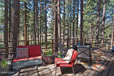 This cozy and comfortable, recently updated home would make the - photo 8