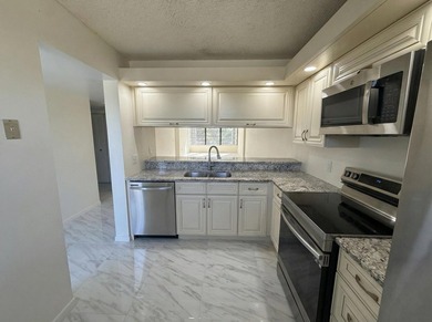 Lake Mangonia Condo For Sale in West Palm Beach Florida