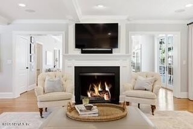Beautifully renovated 2-story home near San Marco & just a short - photo 8