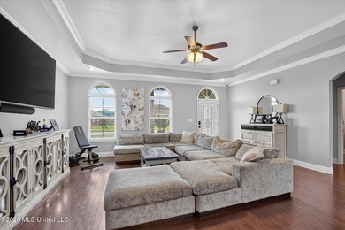 Welcome home!! This spacious 3bed 2 bath split plan in St Martin - photo 9